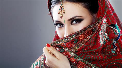 indian desi girl wallpaper|4k Indian Traditional Girl Wallpapers .